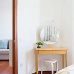 شقة Bright Townhouse - Views - 5 Min Walk To The *