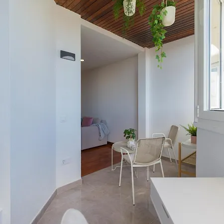 Bright Townhouse - Views - 5 Min Walk To The * 라스팔마스