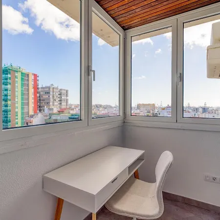 펜션 Bright Townhouse - Views - 5 Min Walk To The *